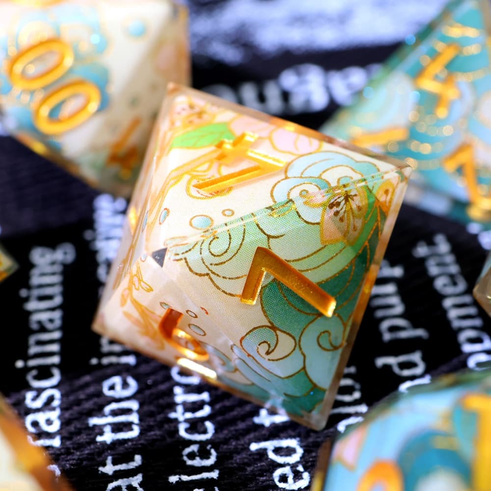 Resin-dice-F2-5.jpg