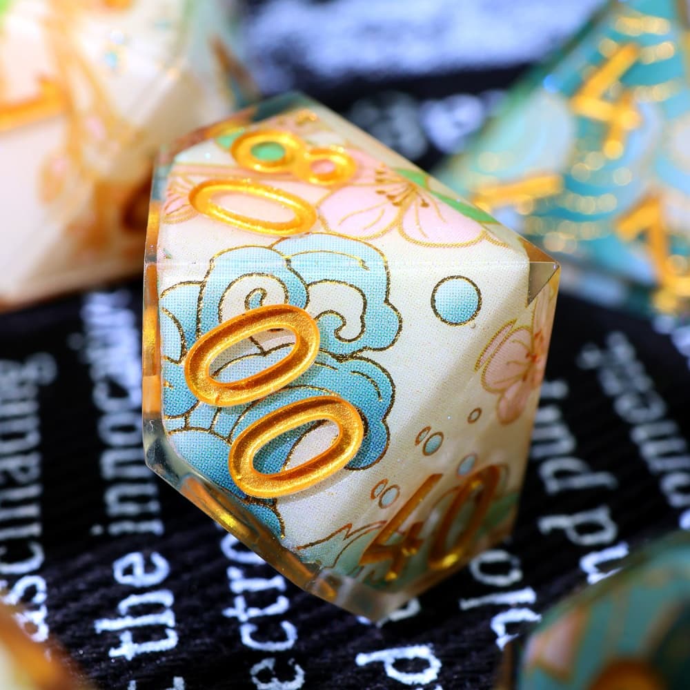 Resin-dice-F2-4.jpg