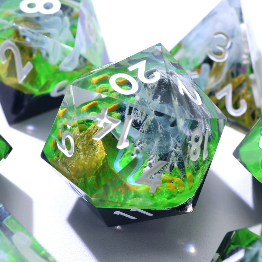 Resin-dice-M-Green-3.jpg