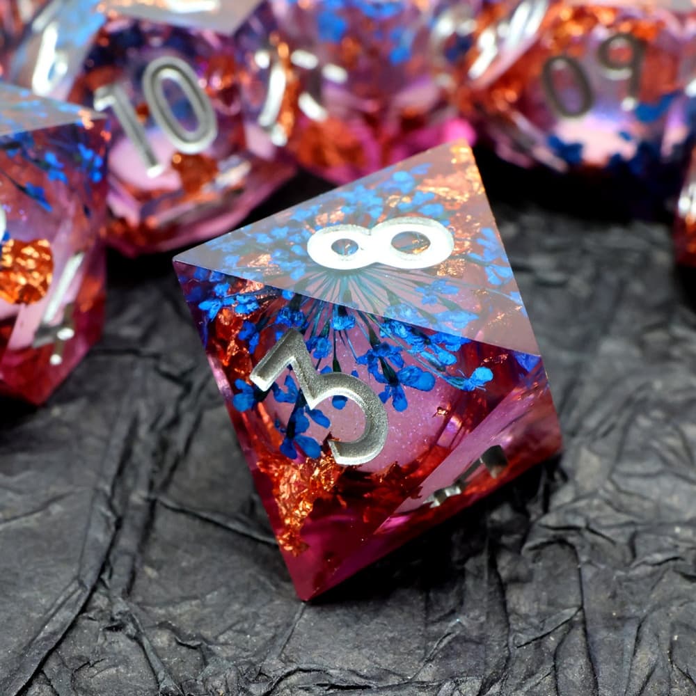 Resin-dice-Liquid6-3.jpg