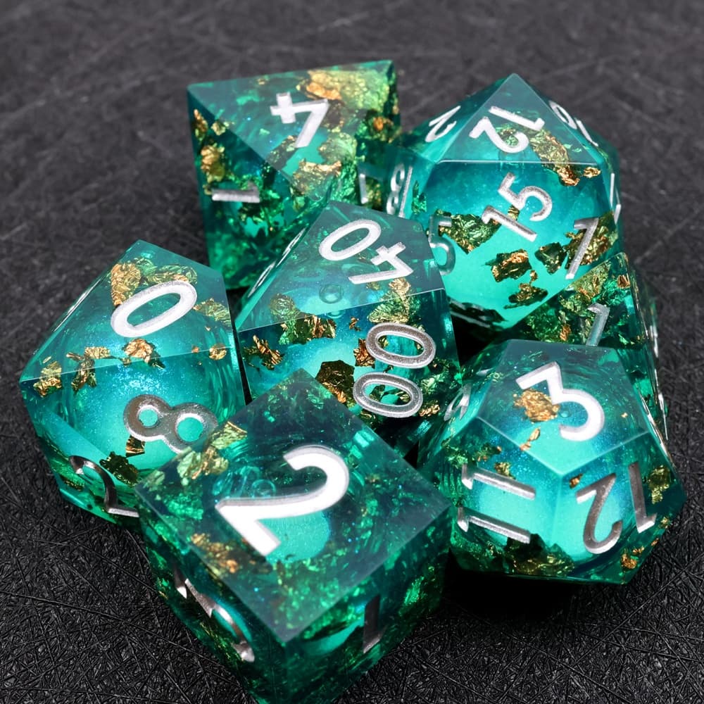 Resin-dice-Liquid2-1.jpg