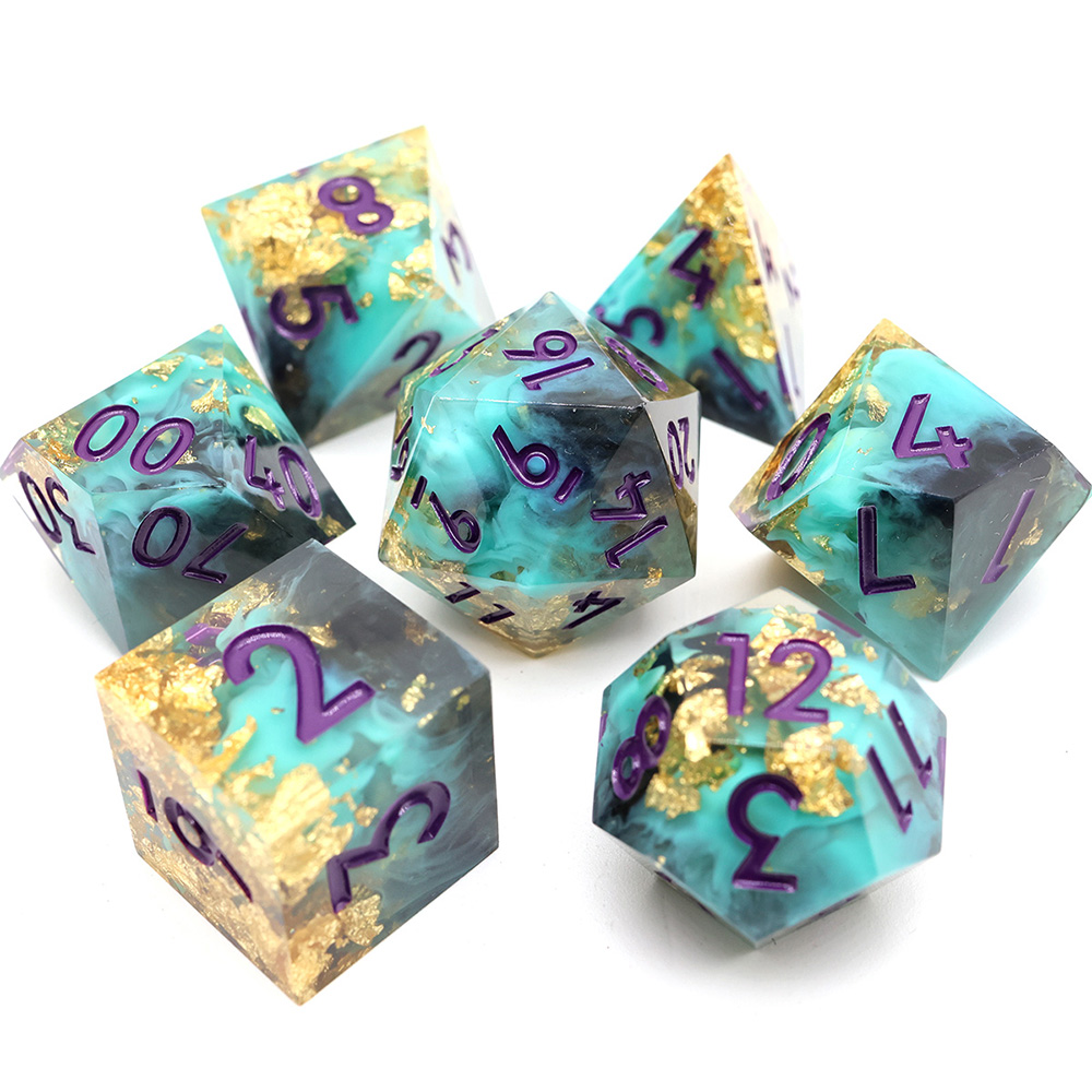 dnd dice 2.jpg