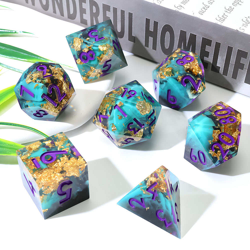 Dice set 1.jpg